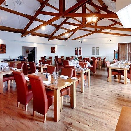 Mercure Swindon East Hotel And Spa エクステリア 写真